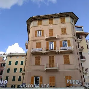 Hotel Bandoni, Rapallo